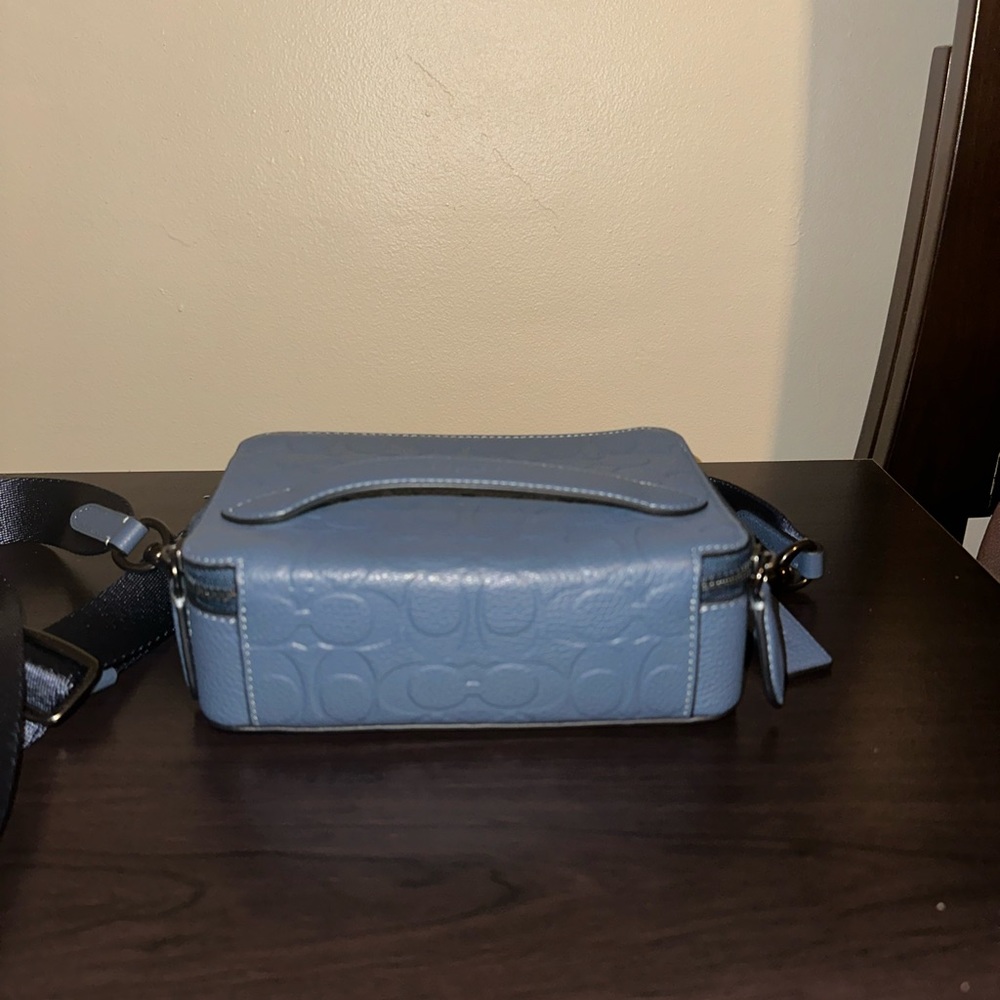 COACH - Charter Crossbody In Signature Leather